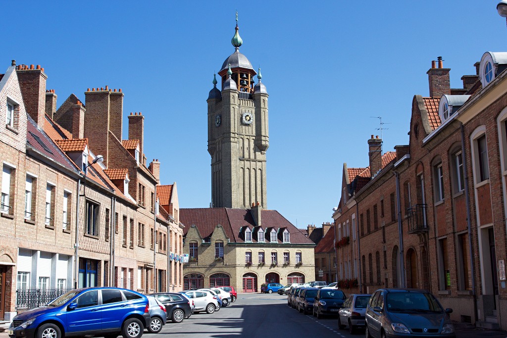 Sint-Winoksbergen Bergen Bergues Duinkerken frankrijk france vestingstad departement du Nord Winoksbergen hdr picardie Piektorre tour Pointue